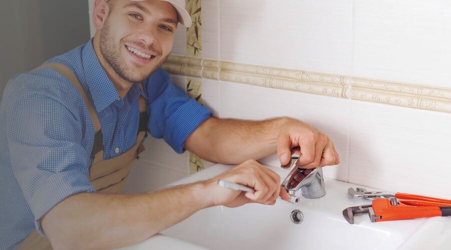 Professional clogged drains services in Blum, TX